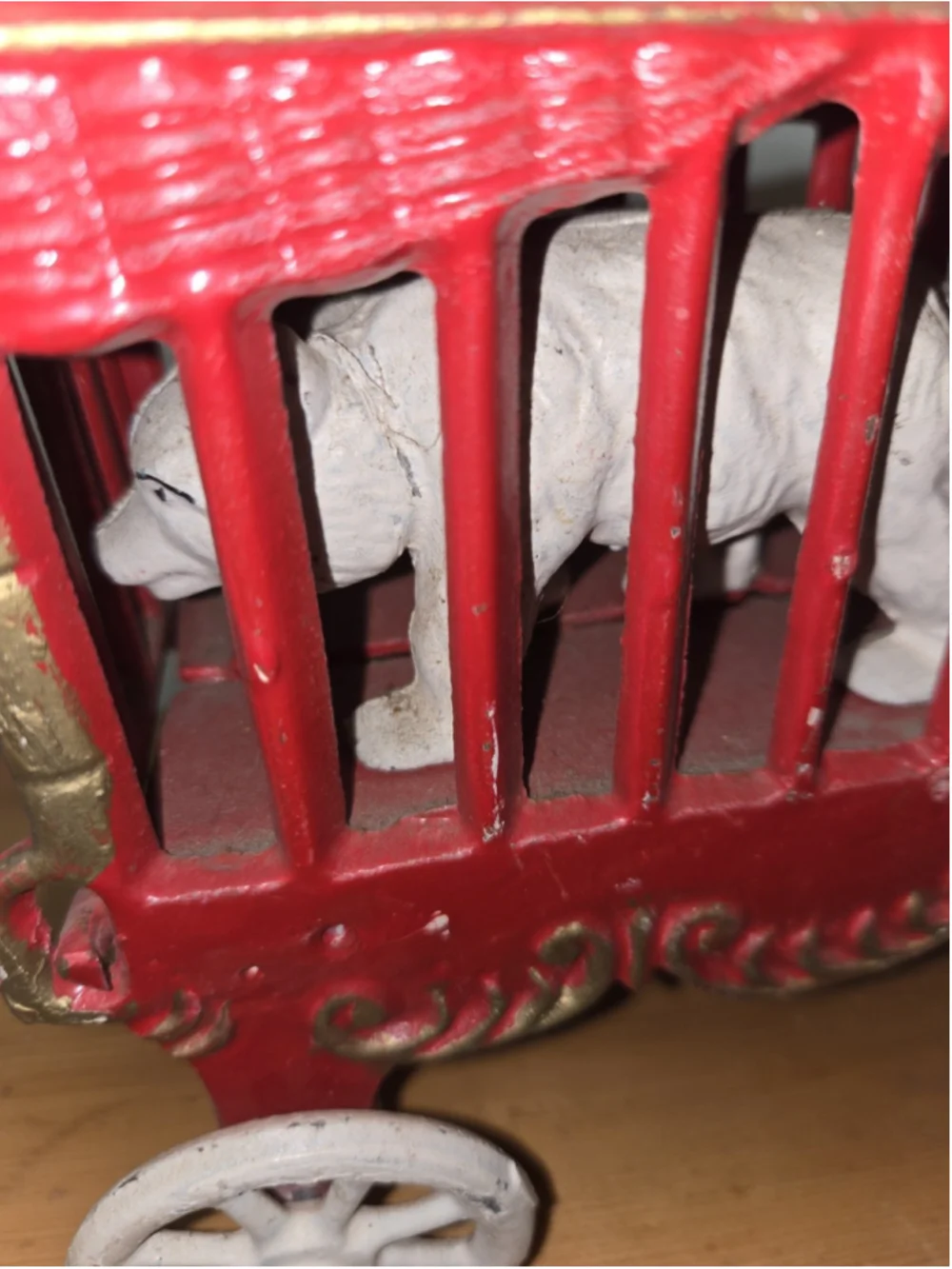 Vintage Cast Iron Overland Circus Wagon 2 Horses 3 Men Polar Bear Pull Toy 16